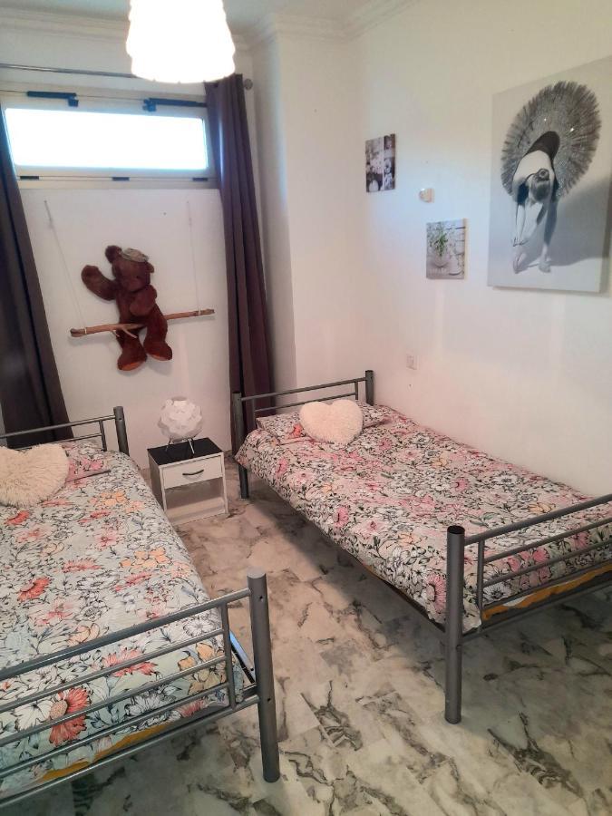 Appartement Charmant 3 pièces à 200 m de la mer. à Antibes Extérieur photo